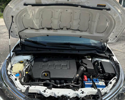 Белый Тойота Королла, объемом двигателя 1.6 л и пробегом 190 тыс. км за 12500 $, фото 10 на Automoto.ua