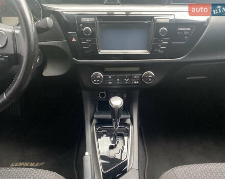 Белый Тойота Королла, объемом двигателя 1.6 л и пробегом 193 тыс. км за 12500 $, фото 19 на Automoto.ua