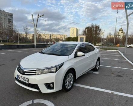 Белый Тойота Королла, объемом двигателя 1.6 л и пробегом 159 тыс. км за 12800 $, фото 1 на Automoto.ua