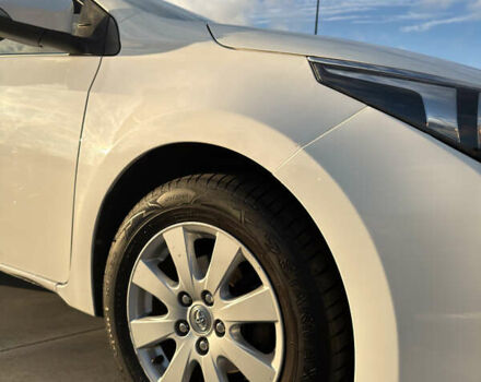 Белый Тойота Королла, объемом двигателя 1.6 л и пробегом 183 тыс. км за 9890 $, фото 12 на Automoto.ua