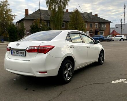 Белый Тойота Королла, объемом двигателя 1.6 л и пробегом 200 тыс. км за 8800 $, фото 4 на Automoto.ua