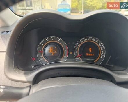 Білий Тойота Королла, об'ємом двигуна 1.6 л та пробігом 190 тис. км за 11500 $, фото 6 на Automoto.ua