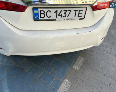 Белый Тойота Королла, объемом двигателя 1.33 л и пробегом 233 тыс. км за 6000 $, фото 1 на Automoto.ua