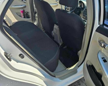 Белый Тойота Королла, объемом двигателя 1.4 л и пробегом 135 тыс. км за 8500 $, фото 2 на Automoto.ua