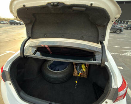 Белый Тойота Королла, объемом двигателя 1.6 л и пробегом 183 тыс. км за 9890 $, фото 29 на Automoto.ua