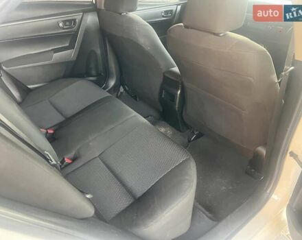 Белый Тойота Королла, объемом двигателя 1.3 л и пробегом 203 тыс. км за 8700 $, фото 5 на Automoto.ua