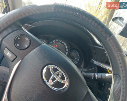 Белый Тойота Королла, объемом двигателя 1.3 л и пробегом 83 тыс. км за 12000 $, фото 13 на Automoto.ua