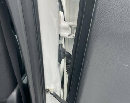 Білий Тойота Королла, об'ємом двигуна 1.6 л та пробігом 141 тис. км за 9800 $, фото 26 на Automoto.ua