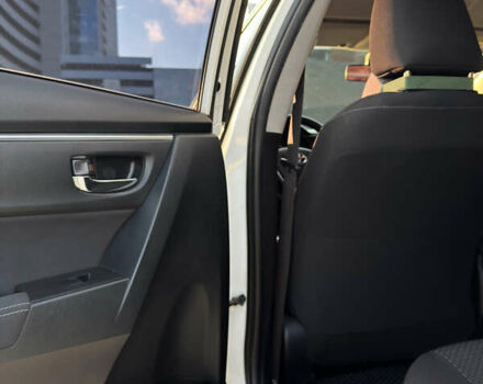 Белый Тойота Королла, объемом двигателя 1.6 л и пробегом 183 тыс. км за 9890 $, фото 24 на Automoto.ua