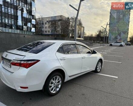 Белый Тойота Королла, объемом двигателя 1.6 л и пробегом 159 тыс. км за 12800 $, фото 3 на Automoto.ua