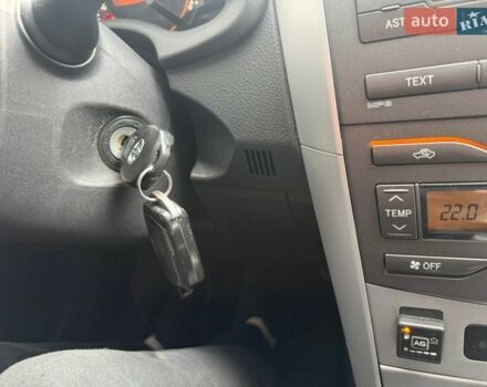 Белый Тойота Королла, объемом двигателя 1.6 л и пробегом 106 тыс. км за 11200 $, фото 17 на Automoto.ua