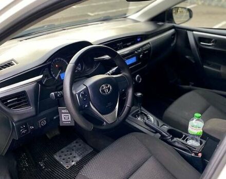 Белый Тойота Королла, объемом двигателя 1.6 л и пробегом 200 тыс. км за 8800 $, фото 7 на Automoto.ua