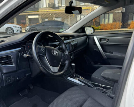 Белый Тойота Королла, объемом двигателя 1.6 л и пробегом 220 тыс. км за 10499 $, фото 9 на Automoto.ua