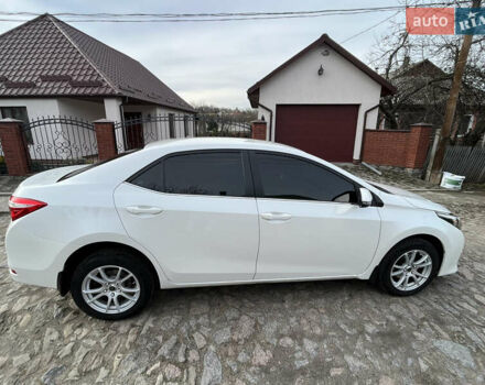 Белый Тойота Королла, объемом двигателя 1.6 л и пробегом 142 тыс. км за 12000 $, фото 8 на Automoto.ua