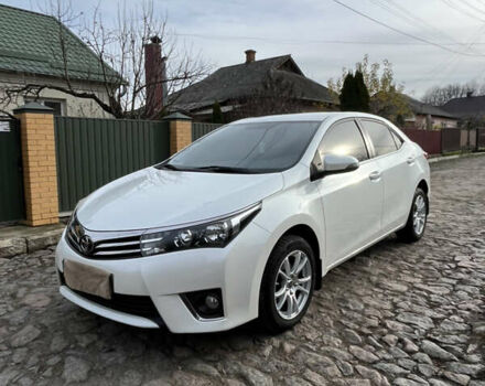 Белый Тойота Королла, объемом двигателя 1.6 л и пробегом 142 тыс. км за 12000 $, фото 2 на Automoto.ua