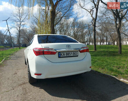 Белый Тойота Королла, объемом двигателя 1.3 л и пробегом 83 тыс. км за 12000 $, фото 5 на Automoto.ua