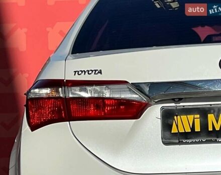 Белый Тойота Королла, объемом двигателя 1.6 л и пробегом 197 тыс. км за 11999 $, фото 18 на Automoto.ua