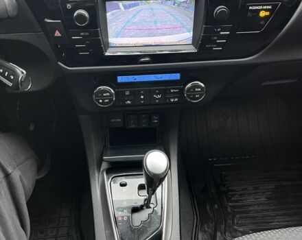 Белый Тойота Королла, объемом двигателя 1.6 л и пробегом 142 тыс. км за 12200 $, фото 10 на Automoto.ua