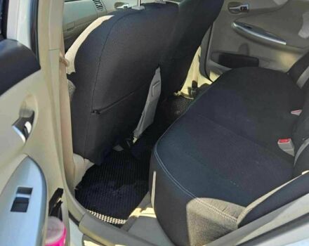 Белый Тойота Королла, объемом двигателя 1.4 л и пробегом 135 тыс. км за 8500 $, фото 3 на Automoto.ua