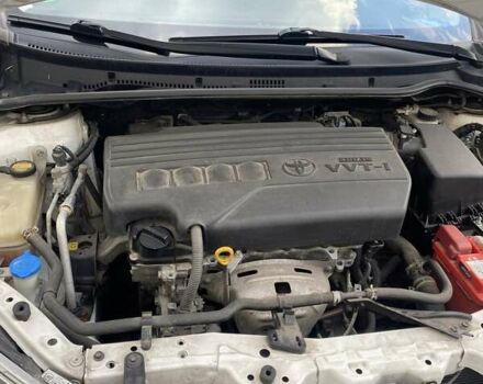 Белый Тойота Королла, объемом двигателя 1.33 л и пробегом 147 тыс. км за 11800 $, фото 3 на Automoto.ua