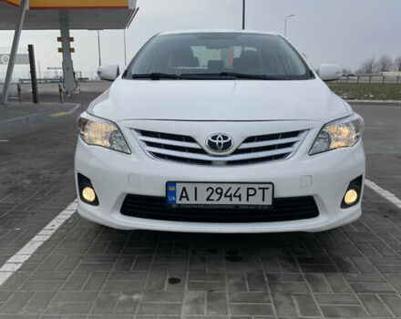 Білий Тойота Королла, об'ємом двигуна 1.6 л та пробігом 141 тис. км за 9800 $, фото 1 на Automoto.ua