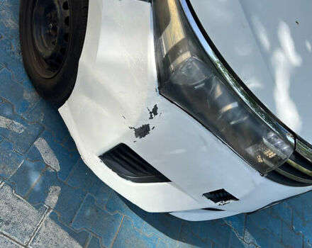 Белый Тойота Королла, объемом двигателя 1.33 л и пробегом 233 тыс. км за 6000 $, фото 6 на Automoto.ua