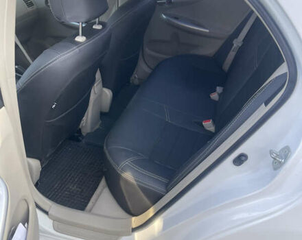 Белый Тойота Королла, объемом двигателя 1.36 л и пробегом 179 тыс. км за 8500 $, фото 4 на Automoto.ua