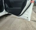 Белый Тойота Королла, объемом двигателя 1.3 л и пробегом 150 тыс. км за 10500 $, фото 31 на Automoto.ua