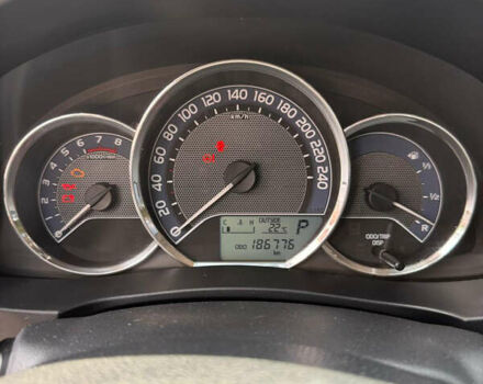 Белый Тойота Королла, объемом двигателя 1.6 л и пробегом 190 тыс. км за 12500 $, фото 18 на Automoto.ua