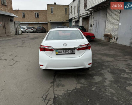 Белый Тойота Королла, объемом двигателя 1.6 л и пробегом 162 тыс. км за 11200 $, фото 4 на Automoto.ua