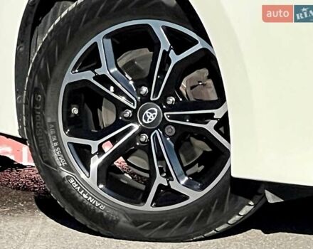 Белый Тойота Королла, объемом двигателя 1.6 л и пробегом 197 тыс. км за 11999 $, фото 14 на Automoto.ua