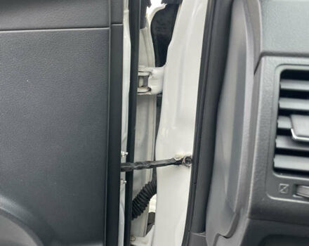 Білий Тойота Королла, об'ємом двигуна 1.6 л та пробігом 141 тис. км за 9800 $, фото 11 на Automoto.ua