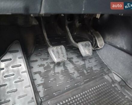 Белый Тойота Королла, объемом двигателя 1.3 л и пробегом 150 тыс. км за 10500 $, фото 44 на Automoto.ua