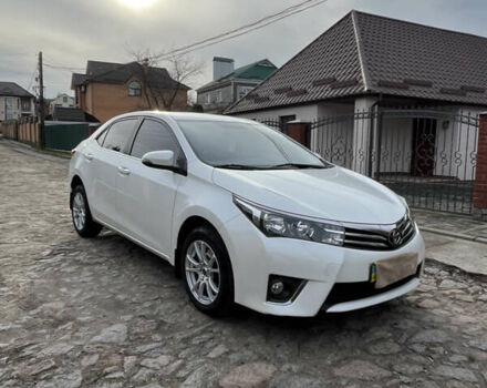 Белый Тойота Королла, объемом двигателя 1.6 л и пробегом 142 тыс. км за 12000 $, фото 1 на Automoto.ua