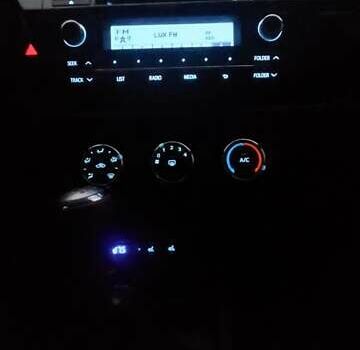 Белый Тойота Королла, объемом двигателя 1.6 л и пробегом 160 тыс. км за 9300 $, фото 15 на Automoto.ua