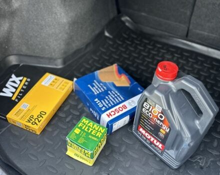 Білий Тойота Королла, об'ємом двигуна 1.6 л та пробігом 158 тис. км за 13800 $, фото 21 на Automoto.ua