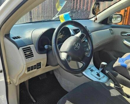 Белый Тойота Королла, объемом двигателя 1.4 л и пробегом 135 тыс. км за 8500 $, фото 4 на Automoto.ua