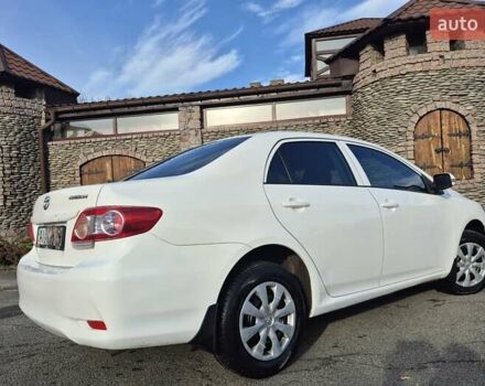 Белый Тойота Королла, объемом двигателя 0 л и пробегом 145 тыс. км за 7300 $, фото 4 на Automoto.ua
