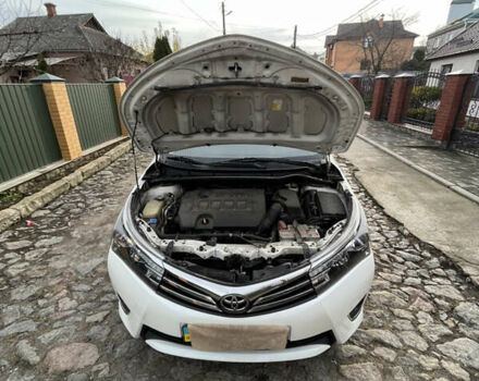 Белый Тойота Королла, объемом двигателя 1.6 л и пробегом 142 тыс. км за 12000 $, фото 13 на Automoto.ua