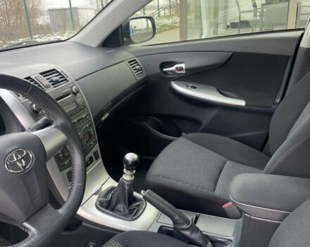 Білий Тойота Королла, об'ємом двигуна 1.6 л та пробігом 141 тис. км за 9800 $, фото 14 на Automoto.ua