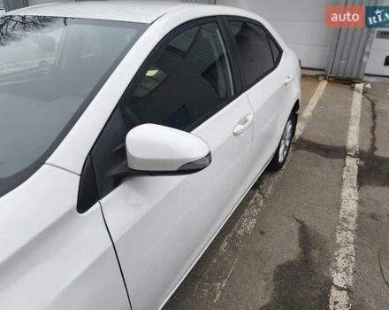 Белый Тойота Королла, объемом двигателя 1.33 л и пробегом 95 тыс. км за 10300 $, фото 5 на Automoto.ua