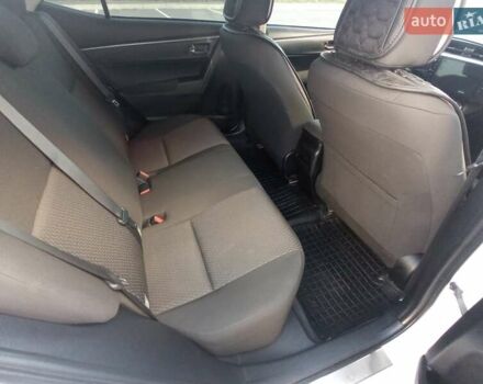 Белый Тойота Королла, объемом двигателя 1.6 л и пробегом 152 тыс. км за 13300 $, фото 16 на Automoto.ua