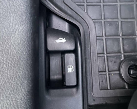 Белый Тойота Королла, объемом двигателя 1.6 л и пробегом 227 тыс. км за 10300 $, фото 37 на Automoto.ua