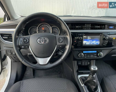 Белый Тойота Королла, объемом двигателя 1.6 л и пробегом 227 тыс. км за 10300 $, фото 19 на Automoto.ua