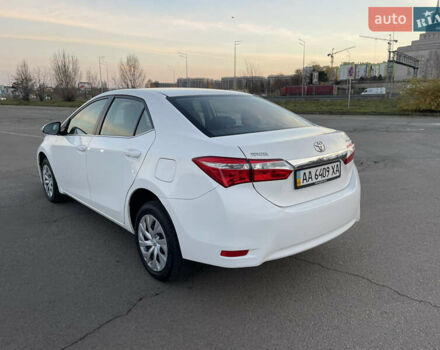 Белый Тойота Королла, объемом двигателя 1.6 л и пробегом 227 тыс. км за 10300 $, фото 6 на Automoto.ua