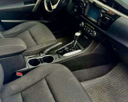 Білий Тойота Королла, об'ємом двигуна 1.6 л та пробігом 120 тис. км за 12500 $, фото 12 на Automoto.ua