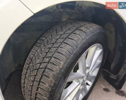 Белый Тойота Королла, объемом двигателя 1.33 л и пробегом 95 тыс. км за 10300 $, фото 7 на Automoto.ua