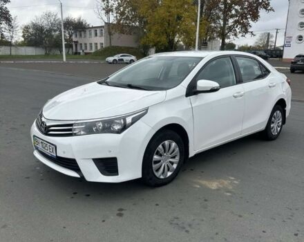 Белый Тойота Королла, объемом двигателя 1.6 л и пробегом 145 тыс. км за 12500 $, фото 2 на Automoto.ua