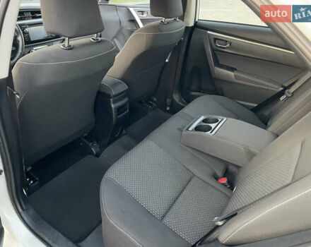 Белый Тойота Королла, объемом двигателя 1.6 л и пробегом 227 тыс. км за 10300 $, фото 16 на Automoto.ua