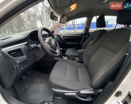 Білий Тойота Королла, об'ємом двигуна 1.33 л та пробігом 311 тис. км за 8500 $, фото 9 на Automoto.ua